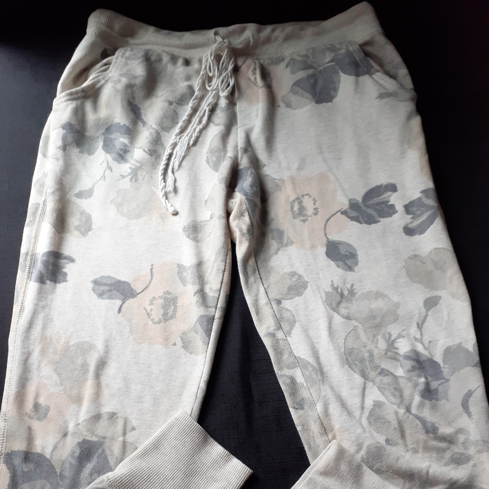 Arie floral print sweats